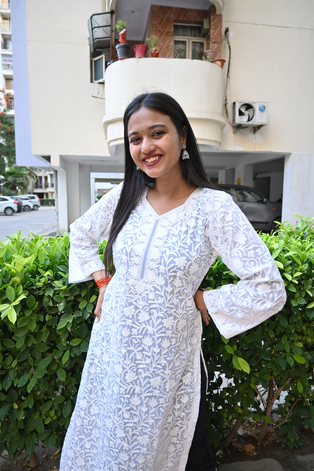 Kamuduni Lily White Georgette Kurti